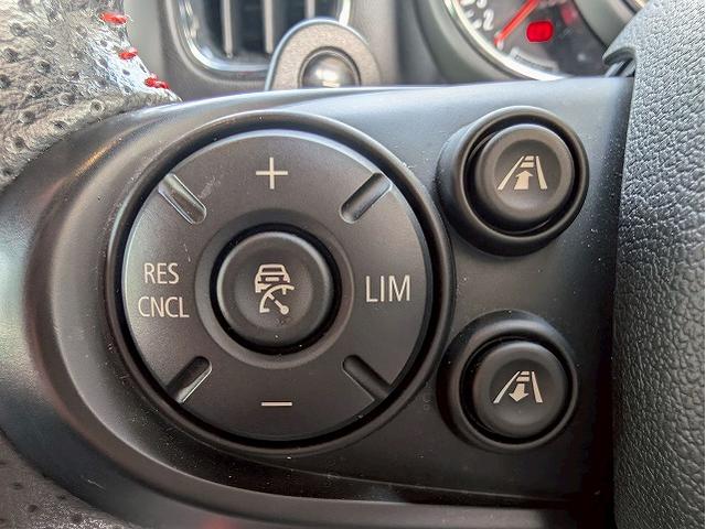 MINI ジョンクーパーワークス クロスオーバー 純正ナビ バックカメラ アダクティブクルーズコントロール シートヒーター ミラーETC ヘッドアップディスプレイ インテリジェントセーフティー コンフォートアクセス ダイナミカシート(33枚目)