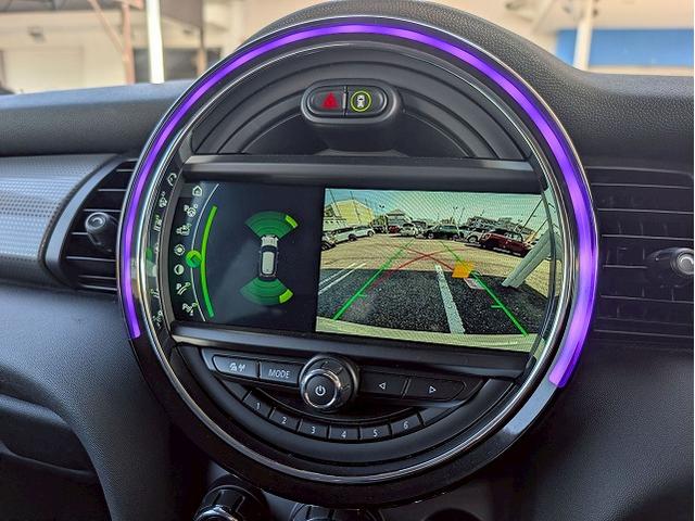 MINI クーパーD 純正HDDナビ バックカメラ 前後コーナーセンサー マルチファンクションステアリング アイドリングストップ 横滑り防止 オートライト レインセンサー コンフォートアクセス ETC アンビエントライト(45枚目)
