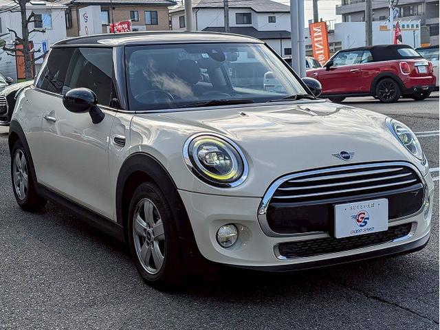 MINI クーパーD 純正HDDナビ バックカメラ 前後コーナーセンサー マルチファンクションステアリング アイドリングストップ 横滑り防止 オートライト レインセンサー コンフォートアクセス ETC アンビエントライト(65枚目)