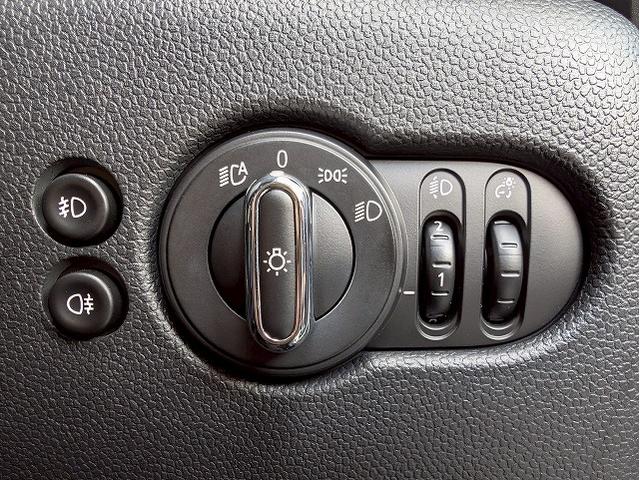 MINI 3ドア COOPER S 純正ナビ バックカメラ アダクティブクルーズコントロール インテリジェントセーフティー ミラーETC LEDヘッドライト コンフォートアクセス レインセンサー オートライト コーナーセンサー(39枚目)