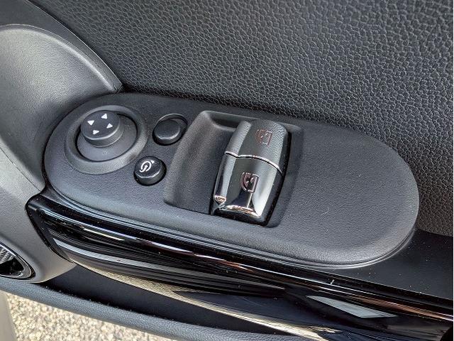 MINI 3ドア COOPER S 純正ナビ バックカメラ アダクティブクルーズコントロール インテリジェントセーフティー ミラーETC LEDヘッドライト コンフォートアクセス レインセンサー オートライト コーナーセンサー(40枚目)