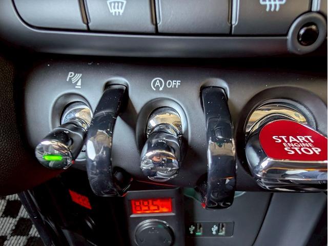 MINI 3ドア COOPER S 純正ナビ バックカメラ アダクティブクルーズコントロール インテリジェントセーフティー ミラーETC LEDヘッドライト コンフォートアクセス レインセンサー オートライト コーナーセンサー(51枚目)