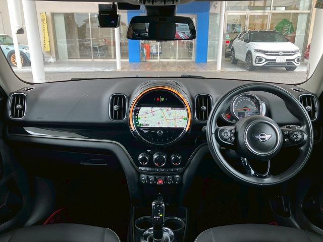 中部地区最大級ＭＩＮＩ専門店。ＤｕｅｌＬ　ＡＧとのコラボレートショップです。専門店ならではの入手困難な限定車も展示しております。問い合わせ先は、０５２−７７５−４０９２まで！！