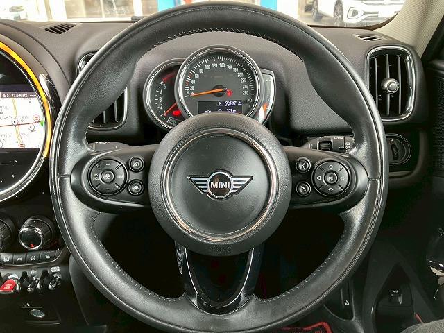 中部地区最大級ＭＩＮＩ専門店。ＤｕｅｌＬ　ＡＧとのコラボレートショップです。専門店ならではの入手困難な限定車も展示しております。問い合わせ先は、０５２−７７５−４０９２まで！！