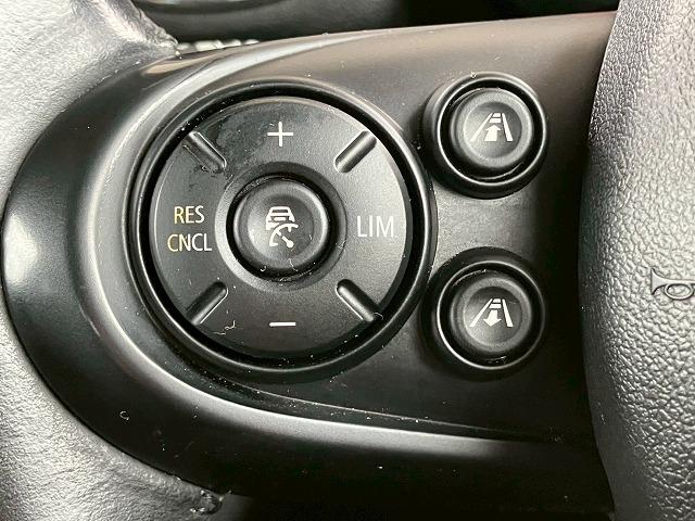 中部地区最大級ＭＩＮＩ専門店。ＤｕｅｌＬ　ＡＧとのコラボレートショップです。専門店ならではの入手困難な限定車も展示しております。問い合わせ先は、０５２−７７５−４０９２まで！！