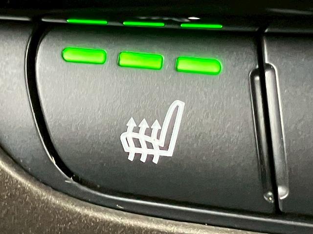 中部地区最大級ＭＩＮＩ専門店。ＤｕｅｌＬ　ＡＧとのコラボレートショップです。専門店ならではの入手困難な限定車も展示しております。問い合わせ先は、０５２−７７５−４０９２まで！！