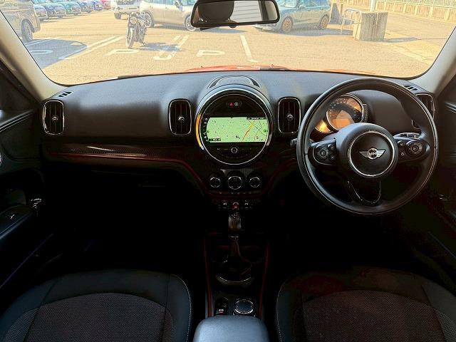 中部地区最大級ＭＩＮＩ専門店。ＤｕｅｌＬ　ＡＧとのコラボレートショップです。専門店ならではの入手困難な限定車も展示しております。０問い合わせ先は、０５２−７７５−４０９２まで！！