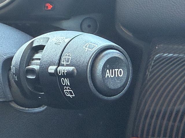 中部地区最大級ＭＩＮＩ専門店。ＤｕｅｌＬ　ＡＧとのコラボレートショップです。専門店ならではの入手困難な限定車も展示しております。０問い合わせ先は、０５２−７７５−４０９２まで！！