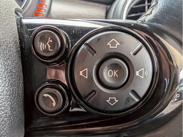 中部地区最大級ＭＩＮＩ専門店。ＤｕｅｌＬ　ＡＧとのコラボレートショップです。専門店ならではの入手困難な限定車も展示しております。０問い合わせ先は、０５２−７７５−４０９２まで！！