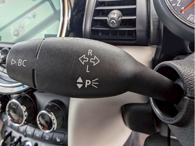 中部地区最大級ＭＩＮＩ専門店。ＤｕｅｌＬ　ＡＧとのコラボレートショップです。専門店ならではの入手困難な限定車も展示しております。０問い合わせ先は、０５２−７７５−４０９２まで！！