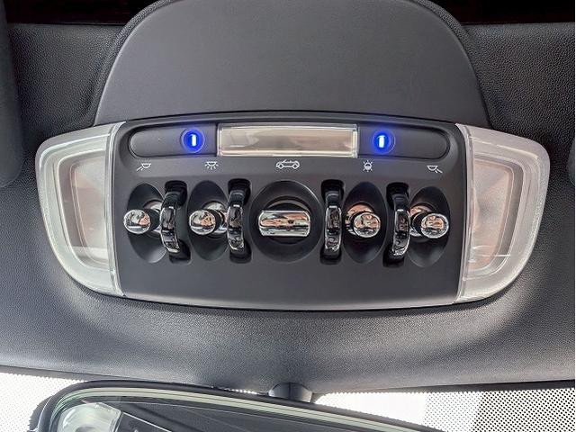 中部地区最大級ＭＩＮＩ専門店。ＤｕｅｌＬ　ＡＧとのコラボレートショップです。専門店ならではの入手困難な限定車も展示しております。０問い合わせ先は、０５２−７７５−４０９２まで！！