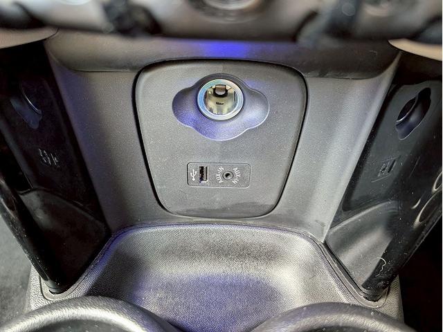 中部地区最大級ＭＩＮＩ専門店。ＤｕｅｌＬ　ＡＧとのコラボレートショップです。専門店ならではの入手困難な限定車も展示しております。０問い合わせ先は、０５２−７７５−４０９２まで！！