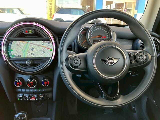 ＭＩＮＩ ５ドア　ＣＯＯＰＥＲ　Ｄ　純正ナビ　バックカメラ　インテリジェントセーフティー　ＥＴＣ　コーナーセンサー　アイドリングストップ　レインセンサー　オートライト　ＬＥＤヘッドライト　コンフォートアクセス（34枚目）