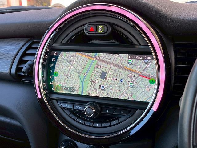 ＭＩＮＩ ５ドア　ＣＯＯＰＥＲ　Ｄ　純正ナビ　バックカメラ　インテリジェントセーフティー　ＥＴＣ　コーナーセンサー　アイドリングストップ　レインセンサー　オートライト　ＬＥＤヘッドライト　コンフォートアクセス（47枚目）
