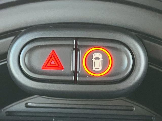 ＭＩＮＩ ５ドア　ＣＯＯＰＥＲ　Ｄ　純正ナビ　バックカメラ　インテリジェントセーフティー　ＥＴＣ　コーナーセンサー　アイドリングストップ　レインセンサー　オートライト　ＬＥＤヘッドライト　コンフォートアクセス（50枚目）