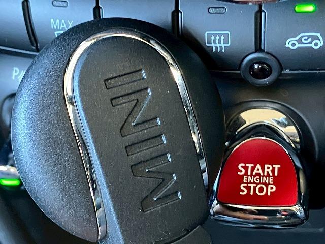 ＭＩＮＩ ５ドア　ＣＯＯＰＥＲ　Ｄ　純正ナビ　バックカメラ　インテリジェントセーフティー　ＥＴＣ　コーナーセンサー　アイドリングストップ　レインセンサー　オートライト　ＬＥＤヘッドライト　コンフォートアクセス（55枚目）