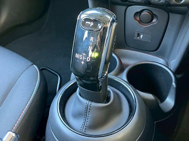 ＭＩＮＩ ５ドア　ＣＯＯＰＥＲ　Ｄ　純正ナビ　バックカメラ　インテリジェントセーフティー　ＥＴＣ　コーナーセンサー　アイドリングストップ　レインセンサー　オートライト　ＬＥＤヘッドライト　コンフォートアクセス（58枚目）