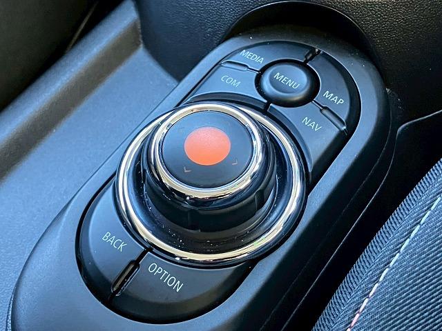 ＭＩＮＩ ５ドア　ＣＯＯＰＥＲ　Ｄ　純正ナビ　バックカメラ　インテリジェントセーフティー　ＥＴＣ　コーナーセンサー　アイドリングストップ　レインセンサー　オートライト　ＬＥＤヘッドライト　コンフォートアクセス（59枚目）