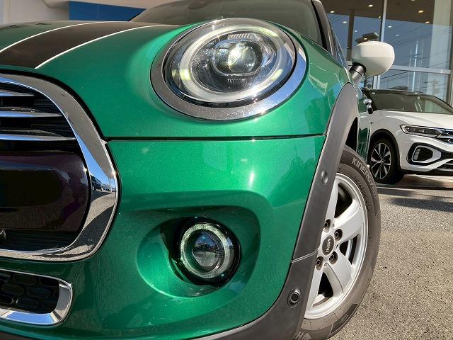ＭＩＮＩ ５ドア　ＣＯＯＰＥＲ　Ｄ　純正ナビ　バックカメラ　インテリジェントセーフティー　ＥＴＣ　コーナーセンサー　アイドリングストップ　レインセンサー　オートライト　ＬＥＤヘッドライト　コンフォートアクセス（65枚目）