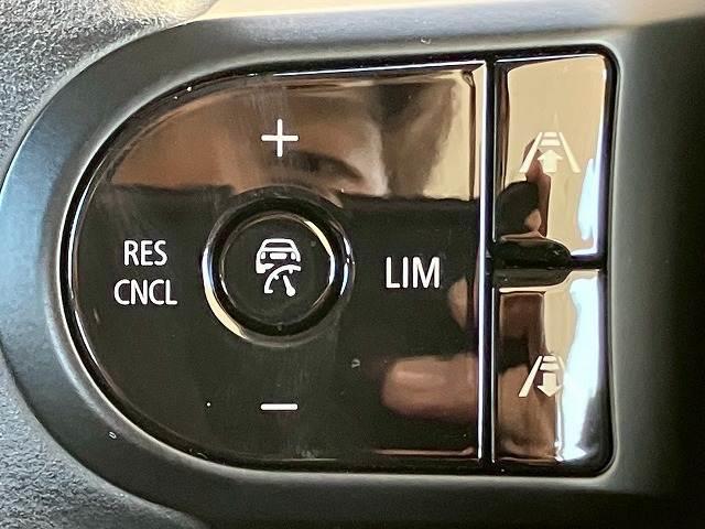 ＭＩＮＩ ３ドア　ＣＯＯＰＥＲ　Ｃｌａｓｓｉｃ　ＴＲＩＭ　Ａｐｐｌｅ　Ｃａｒ　Ｐｌａｙ　バックカメラ　アダクティブクルーズコントロール　ＥＴＣ　コンフォートアクセス　インテリジェントセーフティー　ドライビングモード　レインセンサー　オートライト（7枚目）