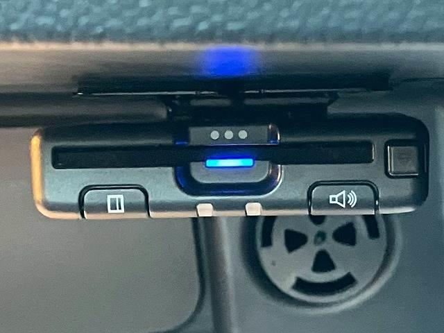 ＭＩＮＩ ３ドア　ＣＯＯＰＥＲ　Ｃｌａｓｓｉｃ　ＴＲＩＭ　Ａｐｐｌｅ　Ｃａｒ　Ｐｌａｙ　バックカメラ　アダクティブクルーズコントロール　ＥＴＣ　コンフォートアクセス　インテリジェントセーフティー　ドライビングモード　レインセンサー　オートライト（8枚目）