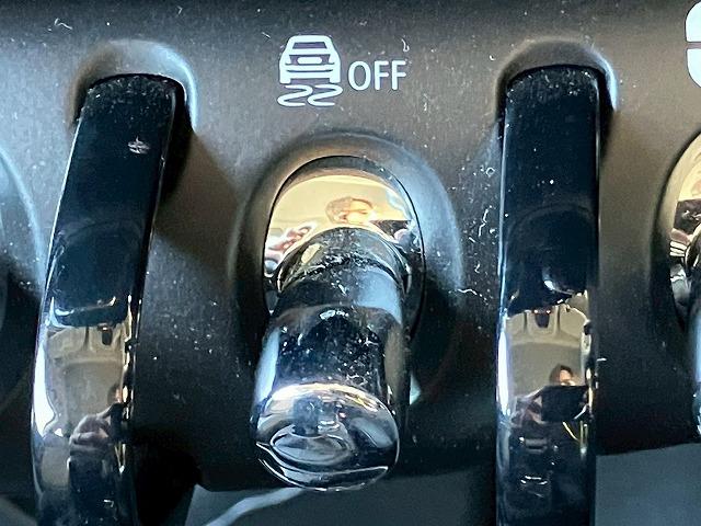 ＭＩＮＩ ３ドア　ＣＯＯＰＥＲ　Ｃｌａｓｓｉｃ　ＴＲＩＭ　Ａｐｐｌｅ　Ｃａｒ　Ｐｌａｙ　バックカメラ　アダクティブクルーズコントロール　ＥＴＣ　コンフォートアクセス　インテリジェントセーフティー　ドライビングモード　レインセンサー　オートライト（54枚目）