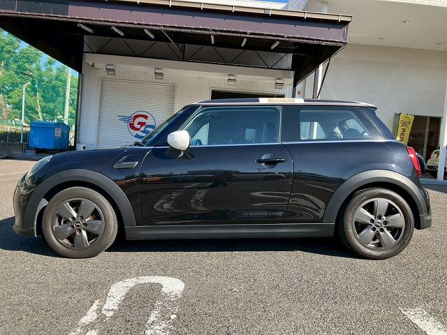 ＭＩＮＩ ３ドア　ＣＯＯＰＥＲ　Ｃｌａｓｓｉｃ　ＴＲＩＭ　Ａｐｐｌｅ　Ｃａｒ　Ｐｌａｙ　バックカメラ　アダクティブクルーズコントロール　ＥＴＣ　コンフォートアクセス　インテリジェントセーフティー　ドライビングモード　レインセンサー　オートライト（73枚目）
