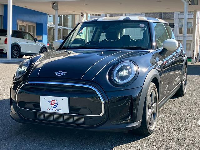 ＭＩＮＩ ３ドア　ＣＯＯＰＥＲ　Ｃｌａｓｓｉｃ　ＴＲＩＭ　Ａｐｐｌｅ　Ｃａｒ　Ｐｌａｙ　バックカメラ　アダクティブクルーズコントロール　ＥＴＣ　コンフォートアクセス　インテリジェントセーフティー　ドライビングモード　レインセンサー　オートライト（74枚目）