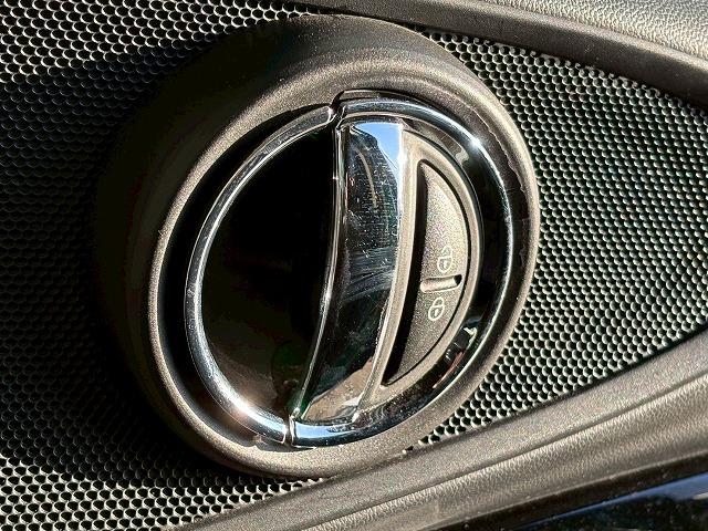 ＭＩＮＩ クーパー　クラブマン　アダクティブクルーズコントロール　純正ナビ　バックカメラ　インテリジェントセーフティー　ミラーＥＴＣ　コンフォートアクセス　シートヒーター　ドライビングモード　ＬＥＤヘッドライト　レインセンサー（42枚目）
