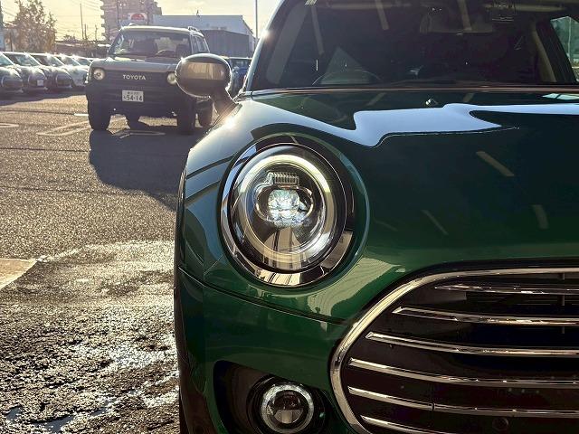 ＭＩＮＩ クーパー　クラブマン　アダクティブクルーズコントロール　純正ナビ　バックカメラ　インテリジェントセーフティー　ミラーＥＴＣ　コンフォートアクセス　シートヒーター　ドライビングモード　ＬＥＤヘッドライト　レインセンサー（69枚目）