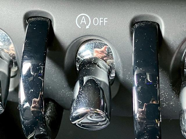 ＭＩＮＩ クーパーＤ　クロスオーバー・シャドー・エディション　シートヒーター　革シート　アダクティブクルーズコントロール　電動リアゲート　Ａｐｐｌｅ　Ｃａｒ　Ｐｌａｙ　バックカメラ　インテリジェントセーフティー　コンフォートアクセス　ドライビングモード（57枚目）