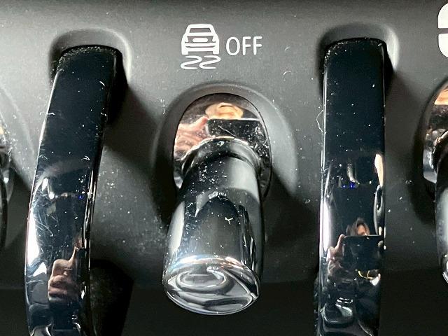 ＭＩＮＩ クーパーＤ　クロスオーバー・シャドー・エディション　シートヒーター　革シート　アダクティブクルーズコントロール　電動リアゲート　Ａｐｐｌｅ　Ｃａｒ　Ｐｌａｙ　バックカメラ　インテリジェントセーフティー　コンフォートアクセス　ドライビングモード（59枚目）