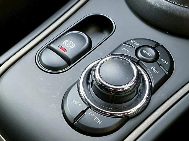 ＭＩＮＩ クーパーＤ　クロスオーバー・シャドー・エディション　シートヒーター　革シート　アダクティブクルーズコントロール　電動リアゲート　Ａｐｐｌｅ　Ｃａｒ　Ｐｌａｙ　バックカメラ　インテリジェントセーフティー　コンフォートアクセス　ドライビングモード（63枚目）