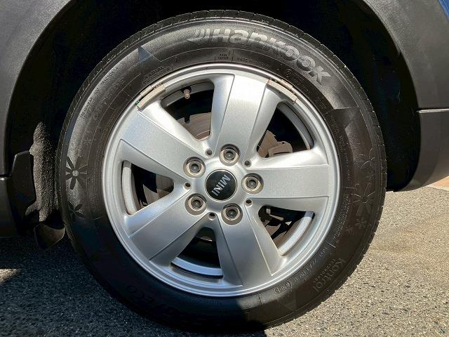 ＭＩＮＩ ５ドア　ＣＯＯＰＥＲ　純正ナビ　バックカメラ　ＥＴＣ　レインセンサー　オートライト　ＨＩＤヘッドライト　アイドリングストップ　プッシュスタート　リアコーナーセンサー（22枚目）