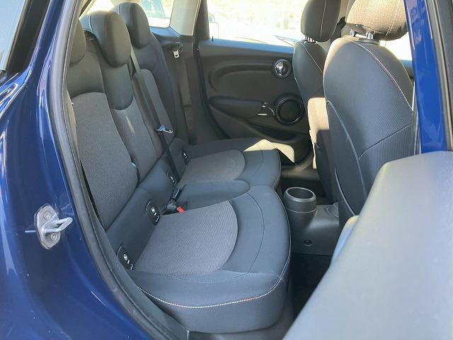 ＭＩＮＩ ５ドア　ＣＯＯＰＥＲ　純正ナビ　バックカメラ　ＥＴＣ　レインセンサー　オートライト　ＨＩＤヘッドライト　アイドリングストップ　プッシュスタート　リアコーナーセンサー（32枚目）