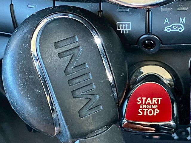 ＭＩＮＩ ５ドア　ＣＯＯＰＥＲ　純正ナビ　バックカメラ　ＥＴＣ　レインセンサー　オートライト　ＨＩＤヘッドライト　アイドリングストップ　プッシュスタート　リアコーナーセンサー（50枚目）