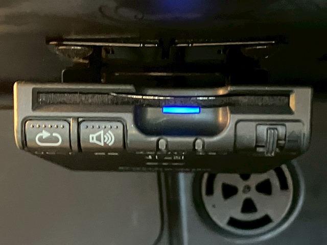 ＭＩＮＩ ５ドア　ＣＯＯＰＥＲ　純正ナビ　バックカメラ　ＥＴＣ　レインセンサー　オートライト　ＨＩＤヘッドライト　アイドリングストップ　プッシュスタート　リアコーナーセンサー（55枚目）