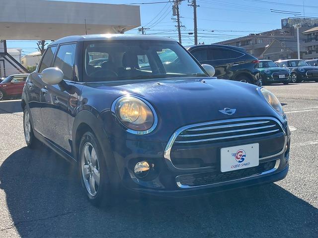 ＭＩＮＩ ５ドア　ＣＯＯＰＥＲ　純正ナビ　バックカメラ　ＥＴＣ　レインセンサー　オートライト　ＨＩＤヘッドライト　アイドリングストップ　プッシュスタート　リアコーナーセンサー（64枚目）