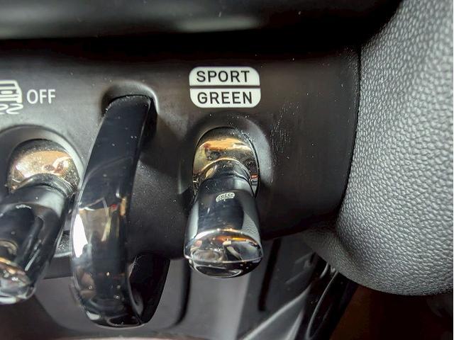 MINI 5ドア COOPER S 60イヤーズエディション シートヒーター アダクティブクルーズコントロール 革シート コンフォートアクセス インテリジェントセーフティー レインセンサー オートライト ドライビングモード コーナーセンサー(58枚目)