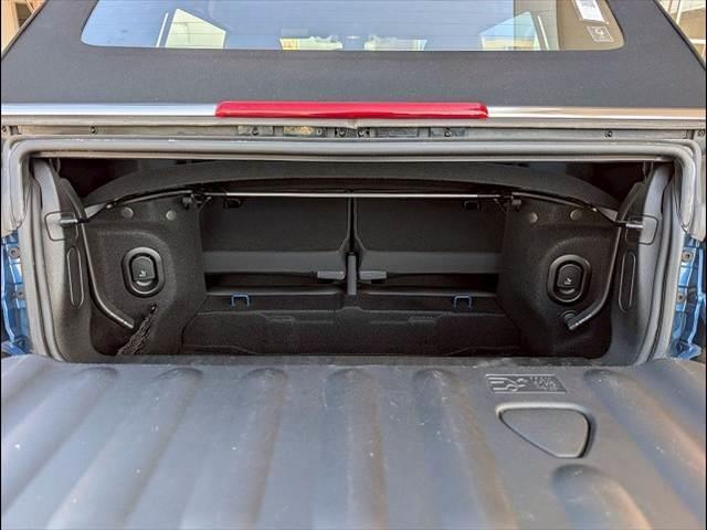 MINI クーパー コンバーチブル 純正HDDナビ バクカメラ シートヒーター アダプティブクルーズコントロール 前後コーナーセンサー ETC 衝突軽減 オートライト レインセンサー コンフォートアクセス ドライビングモード(19枚目)