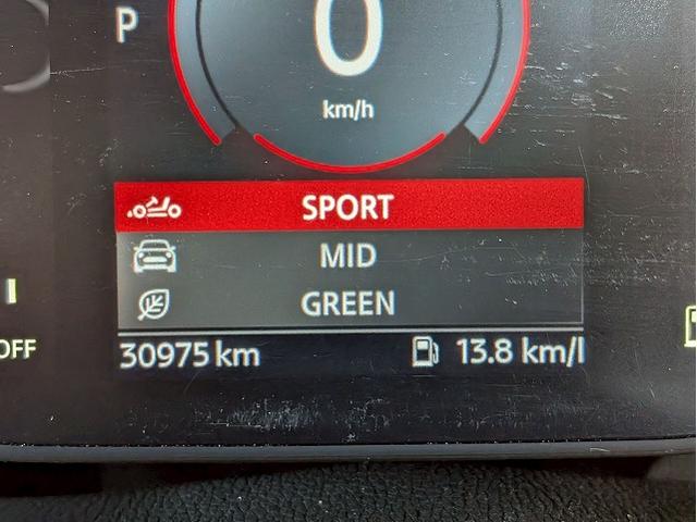 MINI クーパー コンバーチブル 純正HDDナビ バクカメラ シートヒーター アダプティブクルーズコントロール 前後コーナーセンサー ETC 衝突軽減 オートライト レインセンサー コンフォートアクセス ドライビングモード(34枚目)