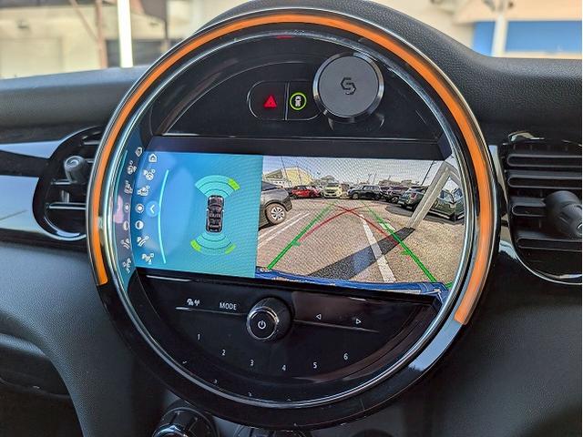 MINI クーパー コンバーチブル 純正HDDナビ バクカメラ シートヒーター アダプティブクルーズコントロール 前後コーナーセンサー ETC 衝突軽減 オートライト レインセンサー コンフォートアクセス ドライビングモード(46枚目)