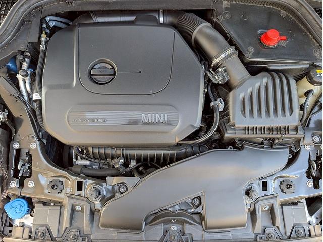 MINI クーパー コンバーチブル 純正HDDナビ バクカメラ シートヒーター アダプティブクルーズコントロール 前後コーナーセンサー ETC 衝突軽減 オートライト レインセンサー コンフォートアクセス ドライビングモード(70枚目)