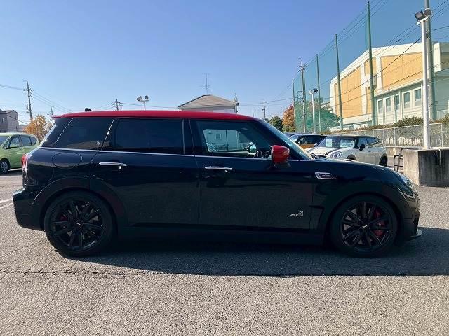 ＭＩＮＩ ジョンクーパーワークス　クラブマン　ワンオーナー　ＡｐｐｌｅＣａｒＰｌａｙ　バックカメラ　シートヒーター　アダプティブクルーズコントロール　前後コーナーセンサー　衝突軽減　ヘッドアップディスプレイ　パドルシフト　オートライト（13枚目）