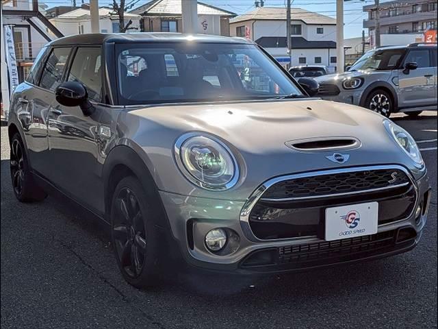 MINI クーパーS クラブマン 革シート シートヒーター アダクティブクルーズコントロール 純正ナビ バックカメラ パワーシート シートメモリー ヘッドアップディスプレイ ミラーETC コンフォートアクセス リアコーナーセンサー(11枚目)