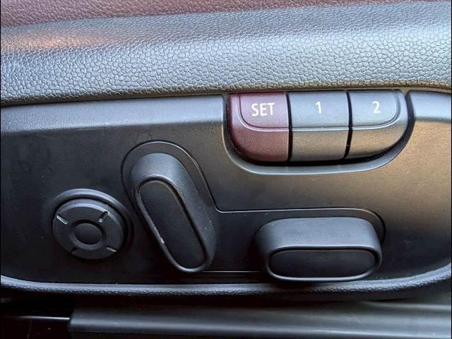 MINI クーパーS クラブマン 革シート シートヒーター アダクティブクルーズコントロール 純正ナビ バックカメラ パワーシート シートメモリー ヘッドアップディスプレイ ミラーETC コンフォートアクセス リアコーナーセンサー(17枚目)