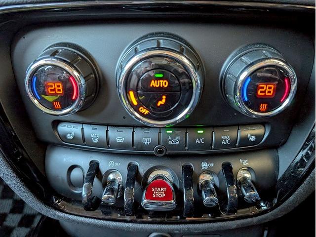 MINI クーパーS クラブマン 革シート シートヒーター アダクティブクルーズコントロール 純正ナビ バックカメラ パワーシート シートメモリー ヘッドアップディスプレイ ミラーETC コンフォートアクセス リアコーナーセンサー(51枚目)