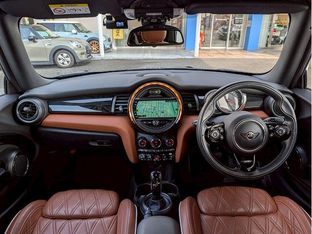MINI 2ドア COOPER S 茶革シート シートヒーター 純正HDDナビ バックカメラ アダプティブクルーズコントロール 前後コーナーセンサー 衝突軽減 ミラーETC オートライト レインセンサー コンフォートアクセス(31枚目)