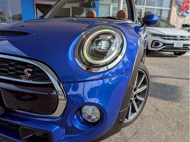 MINI 2ドア COOPER S 茶革シート シートヒーター 純正HDDナビ バックカメラ アダプティブクルーズコントロール 前後コーナーセンサー 衝突軽減 ミラーETC オートライト レインセンサー コンフォートアクセス(65枚目)