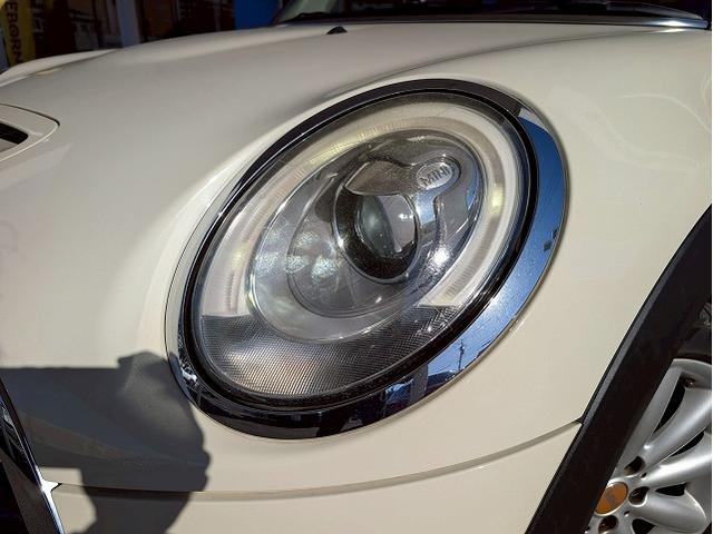 MINI クーパーSD 白革シート シートヒーター 純正ナビ バックカメラ クルーズコントロール オートライト レインセンサー コンフォートアクセス アイドリングストップ 横滑り防止装置 ミラーETC LEDヘッドライト(23枚目)